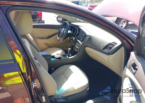 2015 Kia Optima Lx z USA, uszkodzony, nr VIN 5XXGM4A71FG438717